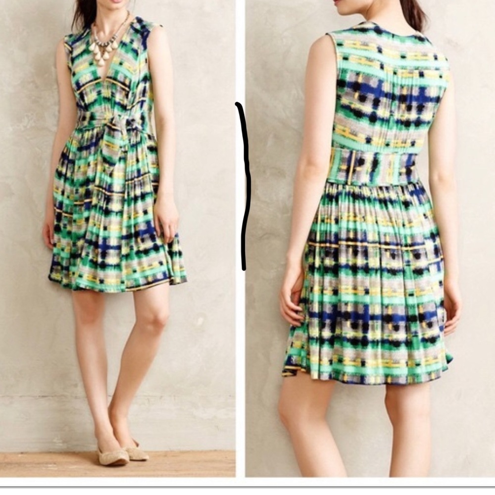 V neck front tie dress